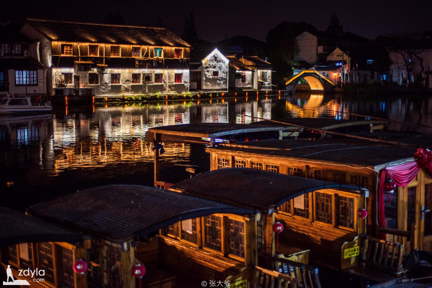 Night tour to Zhujiajiao