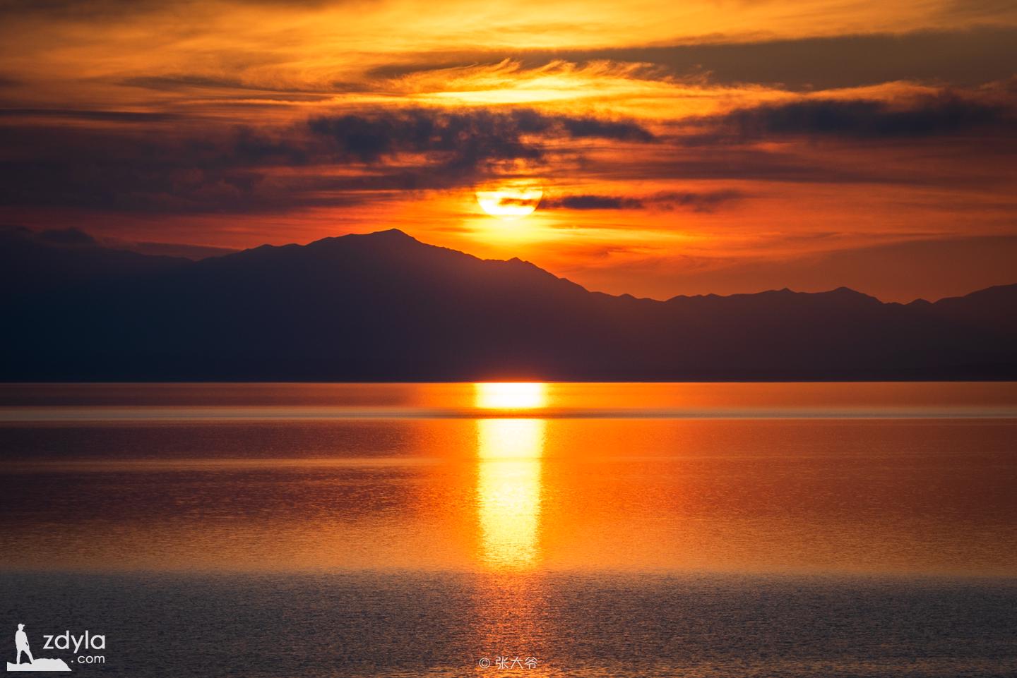 Sunrise of Sailimu Lake