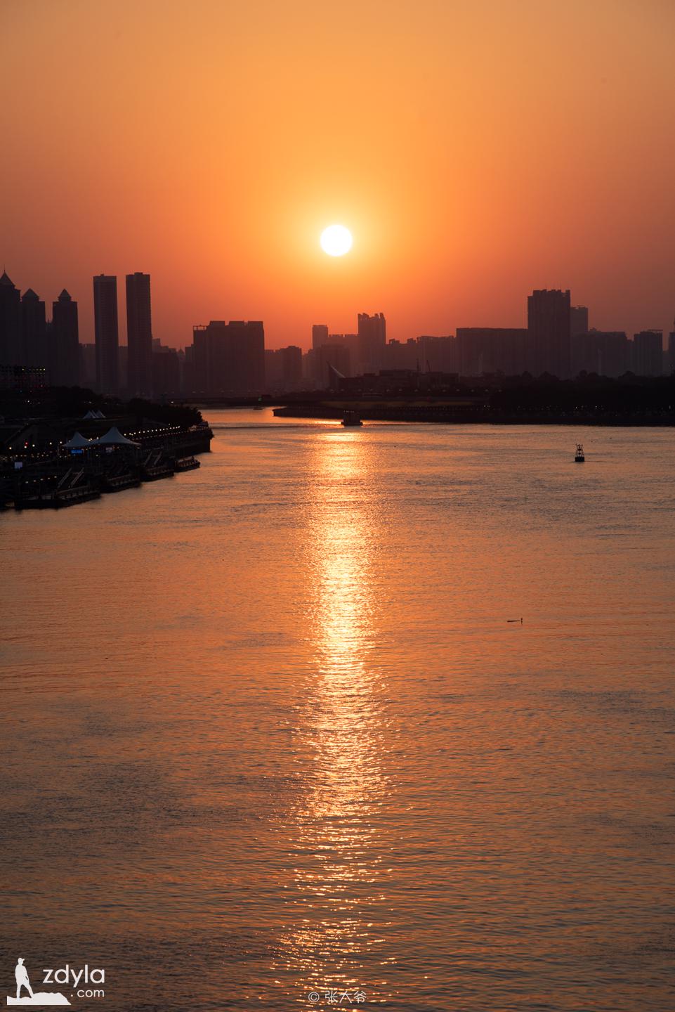 日落珠江