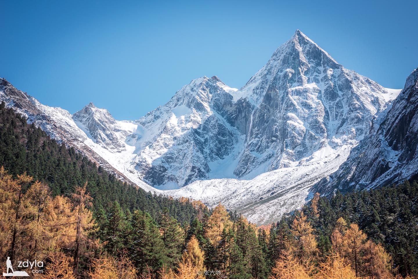 Siguniang Mountain · Late autumn in Bipeng Valley