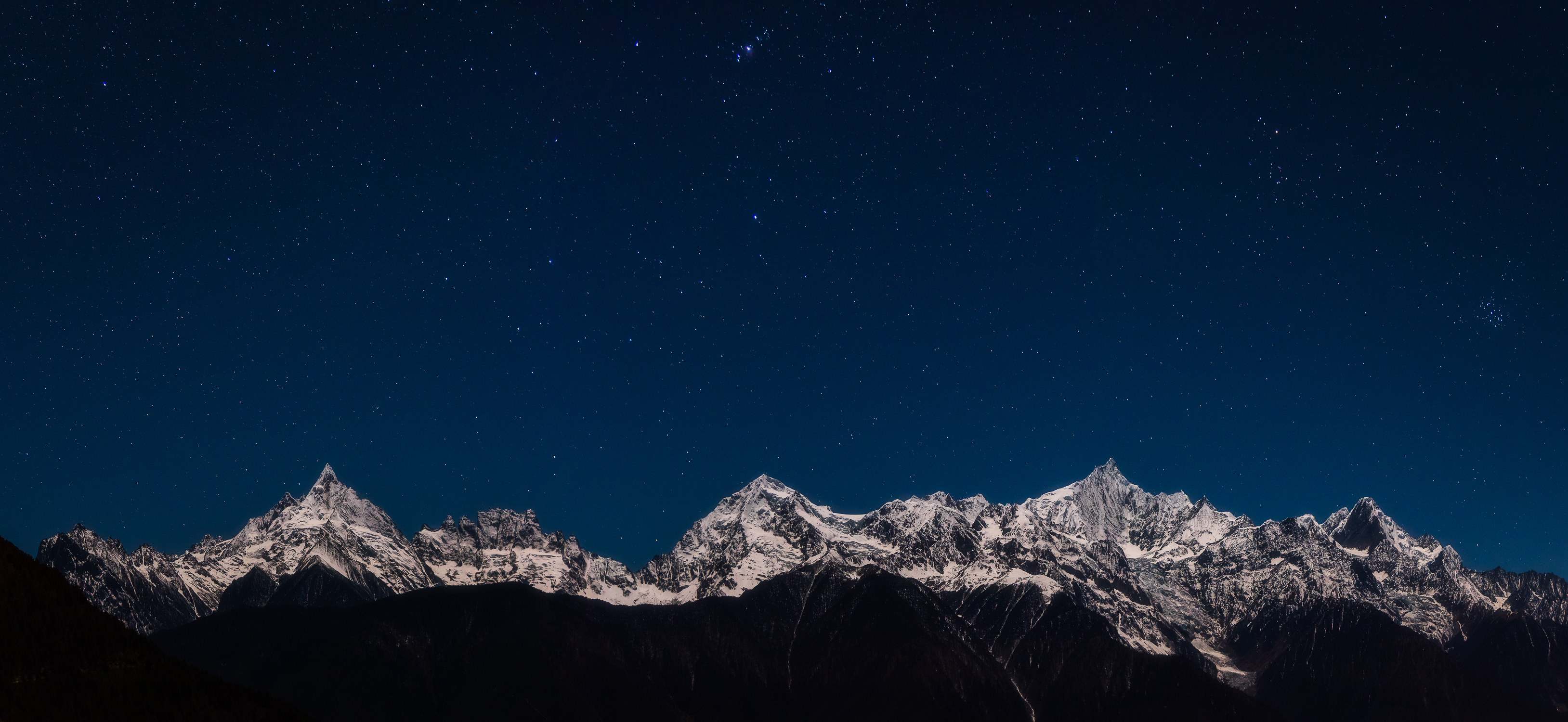 Meili Snow Mountain · Starry Sky